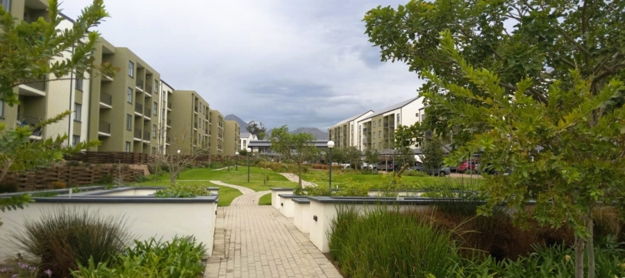 To Let 2 Bedroom Property for Rent in Admirals Park Western Cape